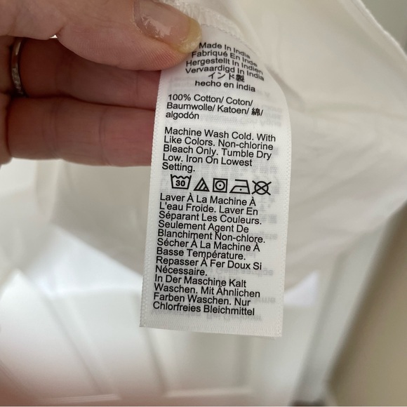 NEW W / O TAGS J. Crew White Poplin Garçon Cropped Button Down Shirt in Size 12 - Picture 7 of 7